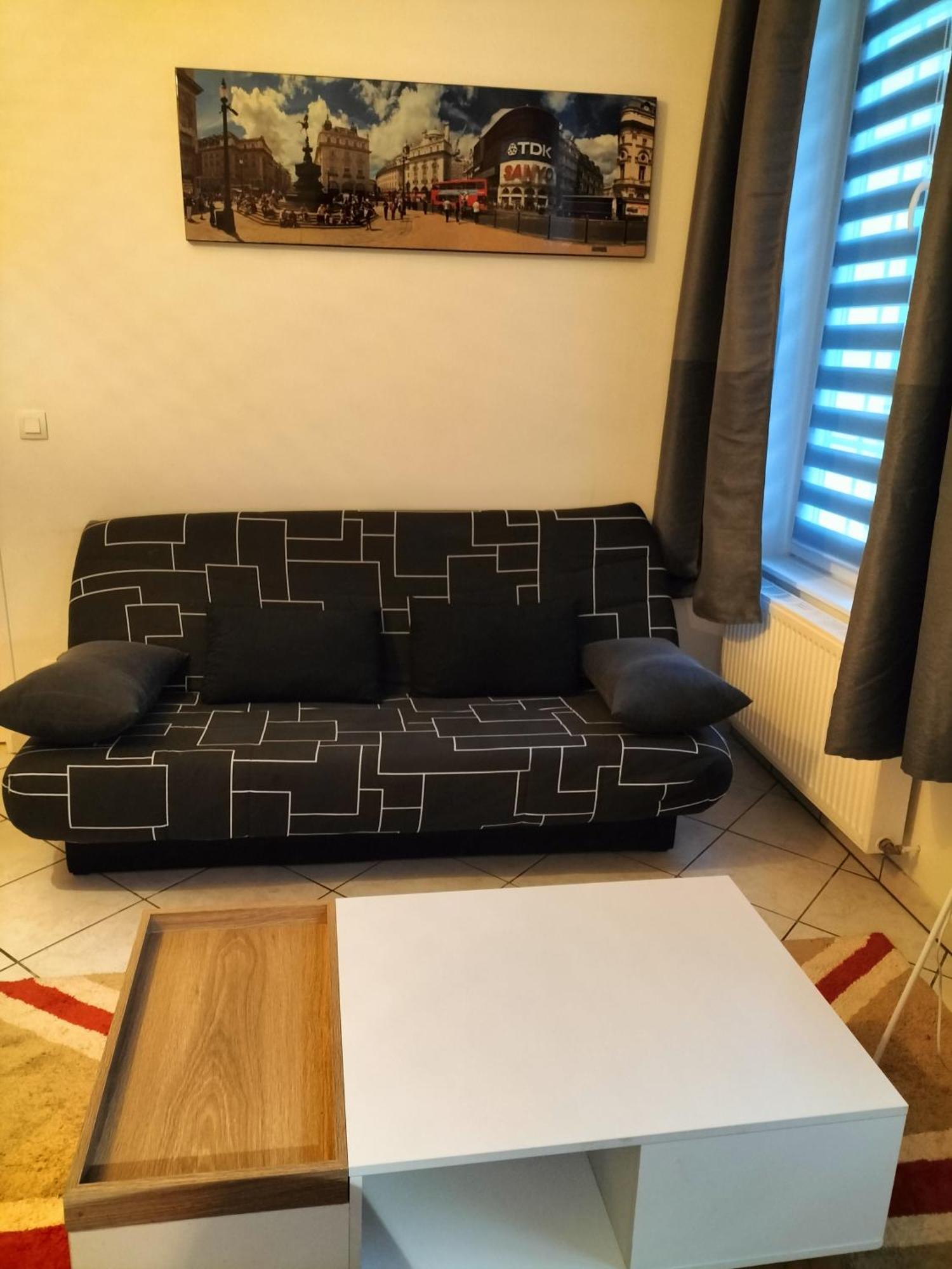 4 Personnes Hyper Centre En Vieille Au Pied Des Remparts